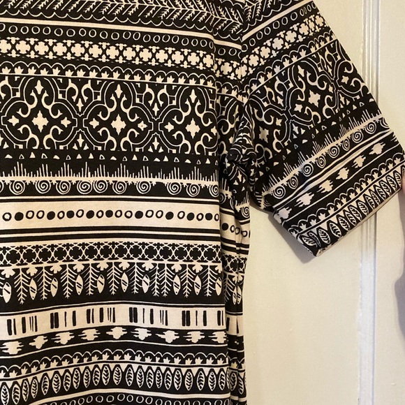 Karen Scott Black & Cream Printed Tunic - Picture 5 of 6